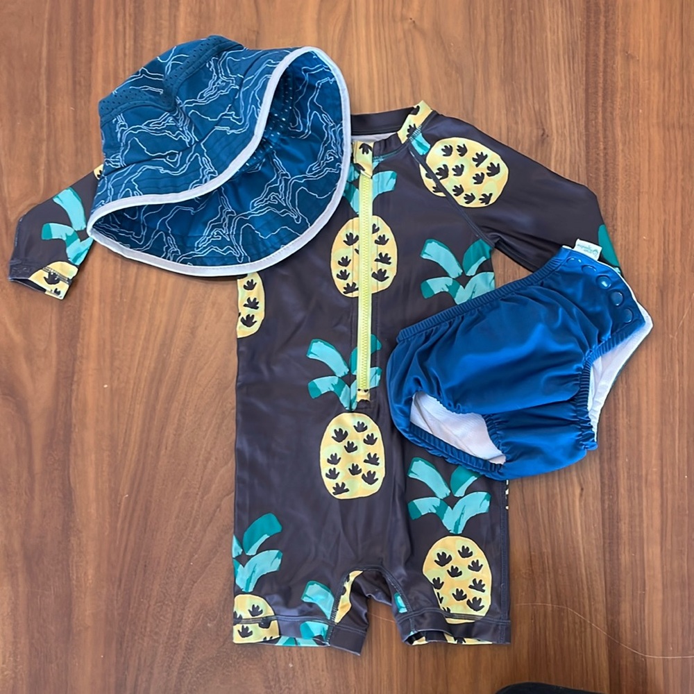 Swim bundle 18-24m